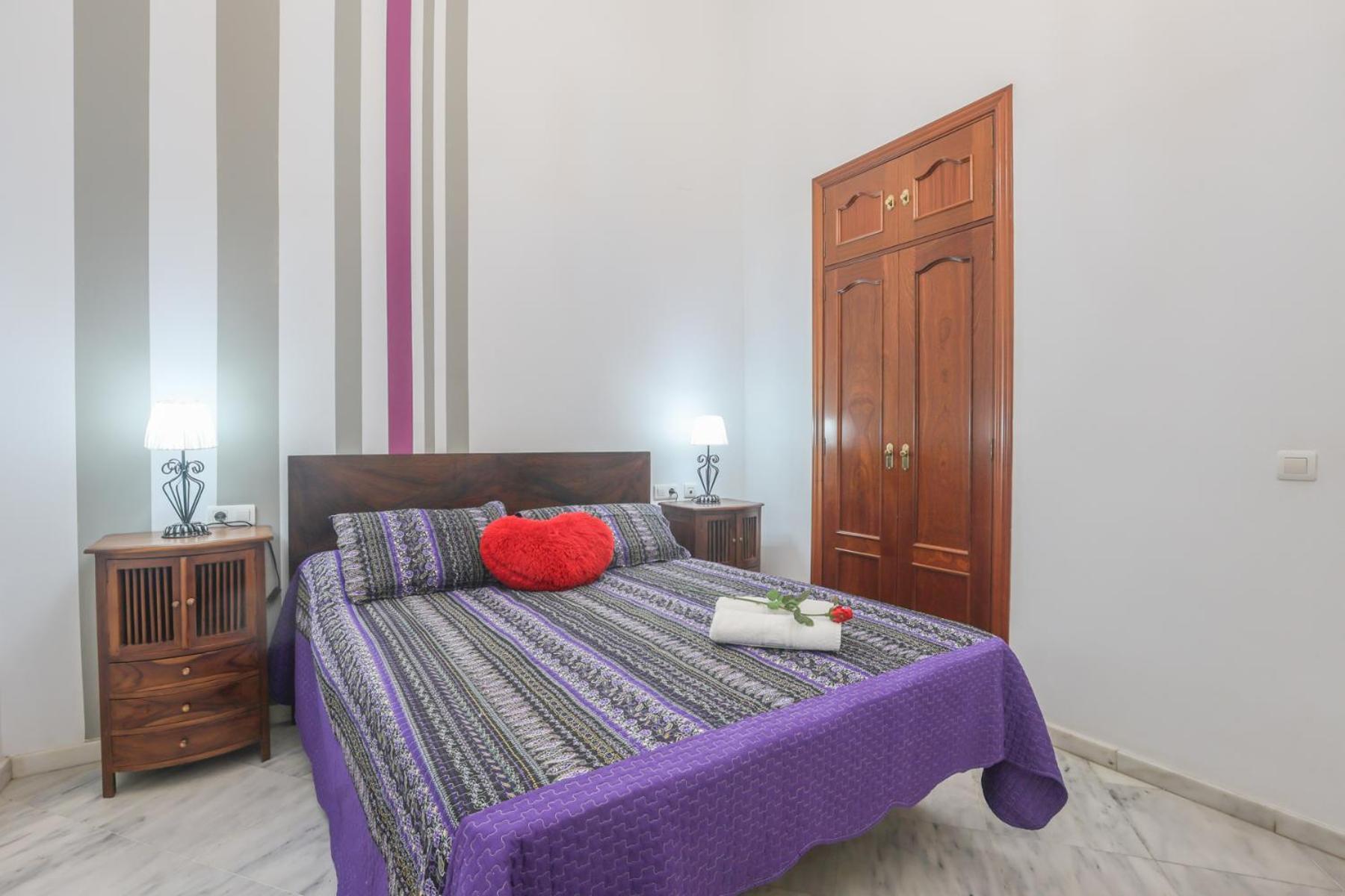 Galindo Center Premium Suites, Free Parking Seville Exterior photo