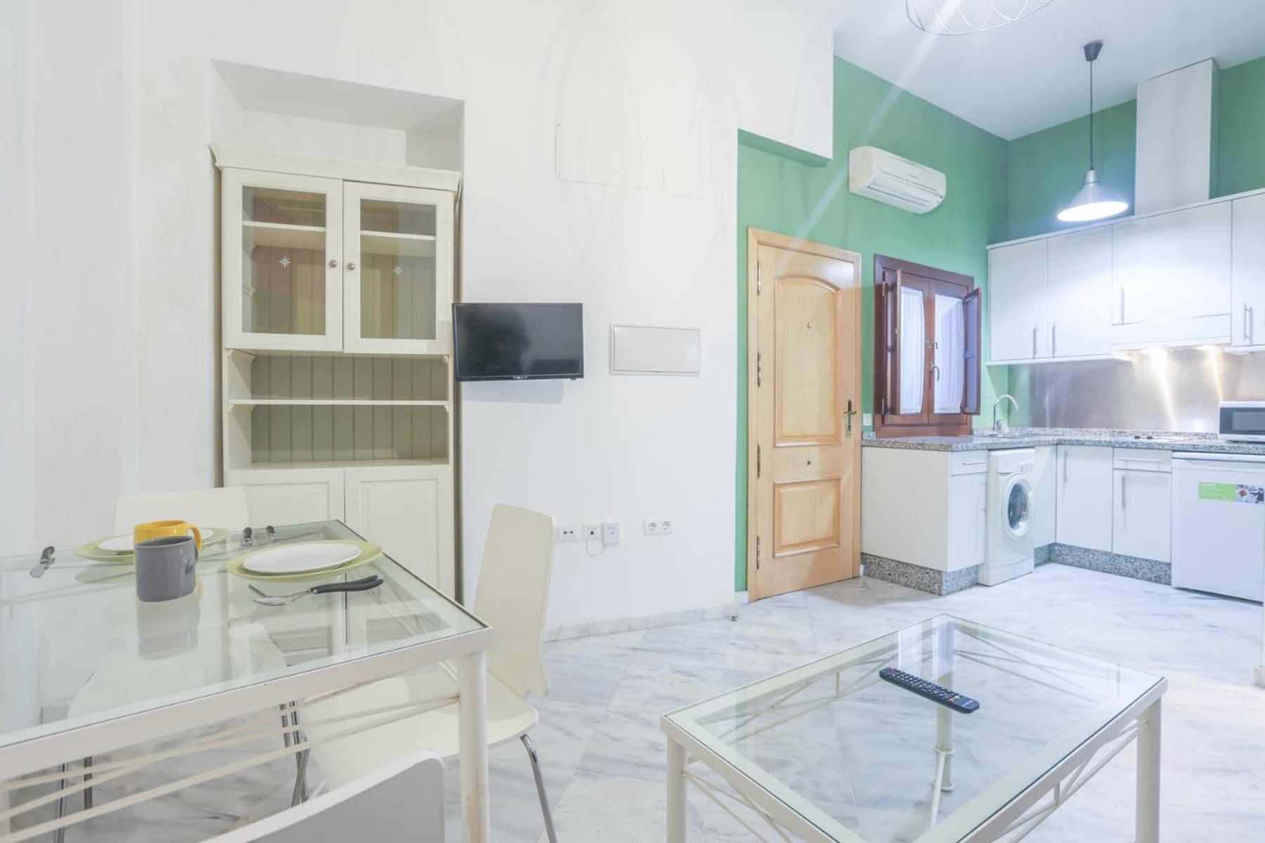 Galindo Center Premium Suites, Free Parking Seville Exterior photo